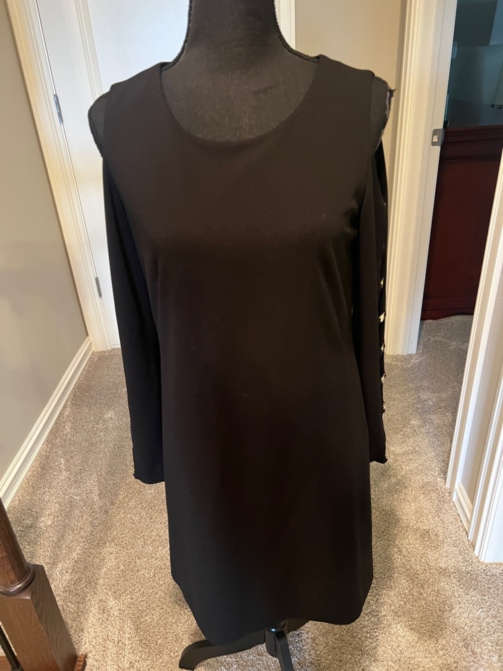 DKNY Black Long-Sleeve Cold Shoulder Shift Dress